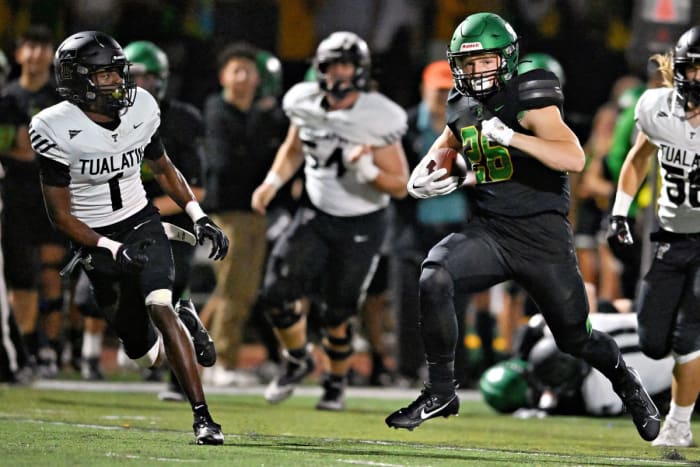 a West Linn Tualatin football Oregon October 5 2023 Leon Neuschwander 27